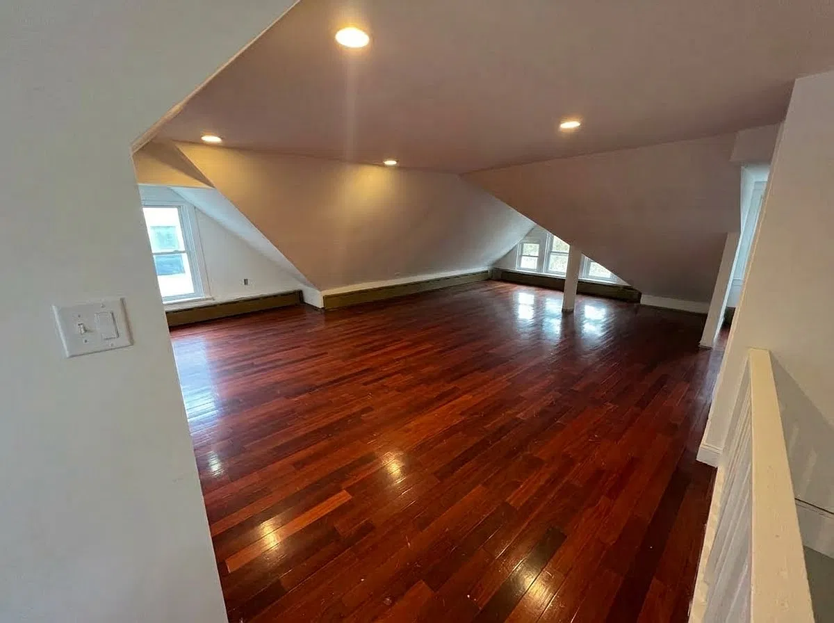 3 bed, 1700 sqft, $2,500 — Photo 1