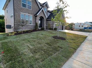 851 Memsie Dr, O'Fallon, MO 63368