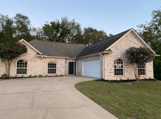 107 Oakridge Dr, Roland, OK 74954