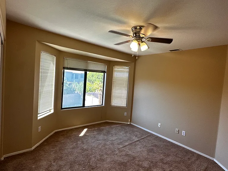 1886 E Oasis Dr — Photo 20