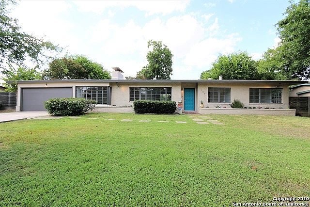 1st image of 137 Harriet Dr