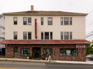 515-517 Broadway St, Fall River, MA 02724