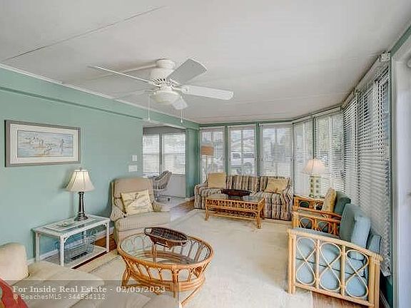 3rd image of 473 Nettles Blvd