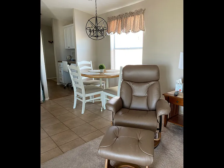 10452 S Spring Ave — Photo 5