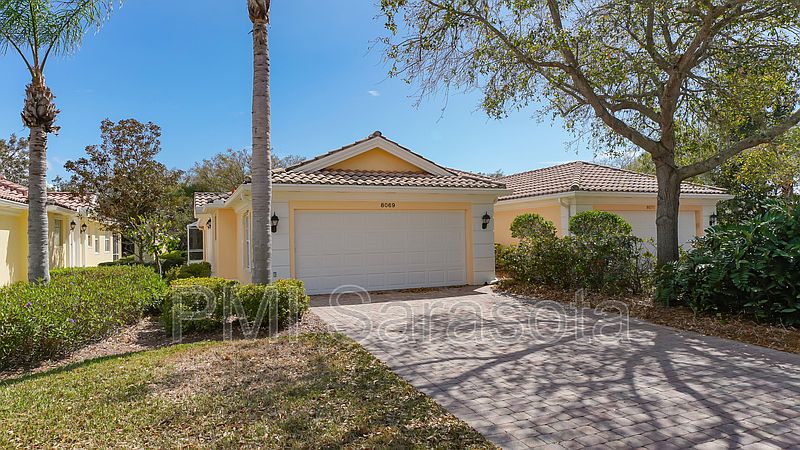1st image of 8069 Camminare Dr