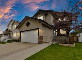 102 Sundown Rd SW, Medicine Hat, AB T1B 4W8