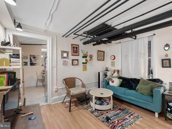 238 S 13th St, Philadelphia, PA 19107