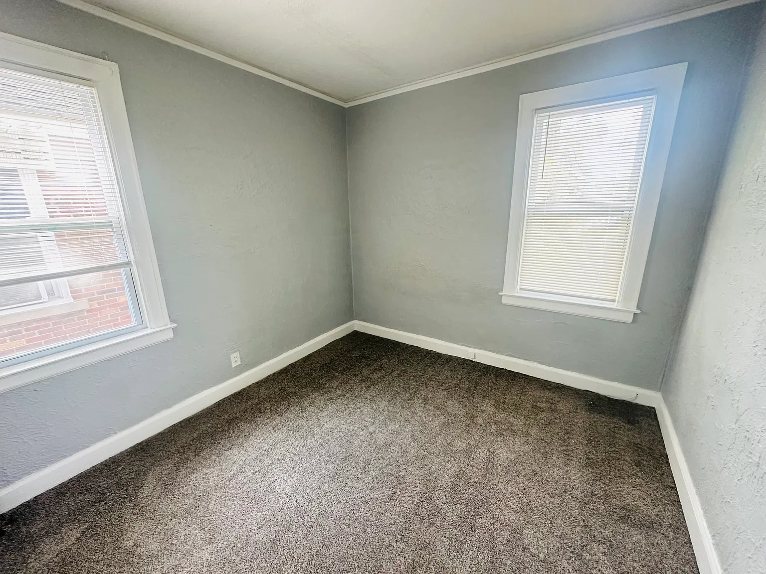 1 bed, $1,000 — Photo 4