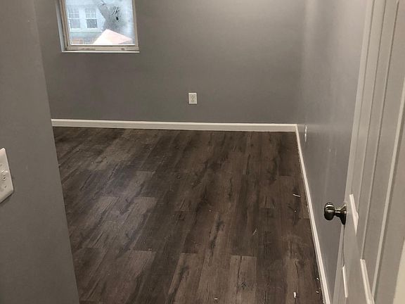 5th image of 6142 W Oxford St Floor 3