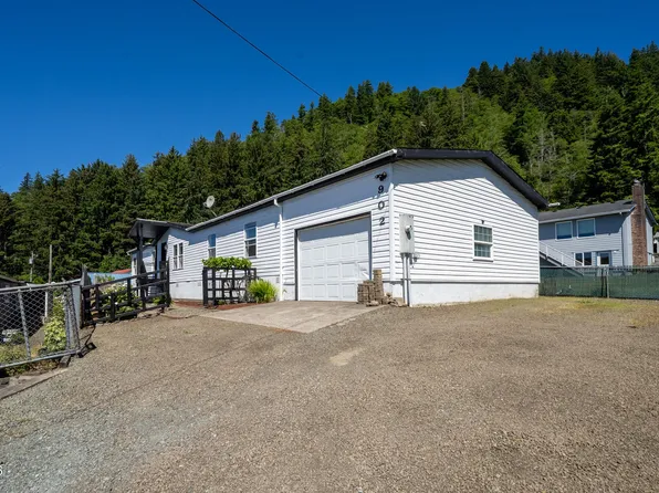 902 Acacia Ave, Garibaldi, OR 97118