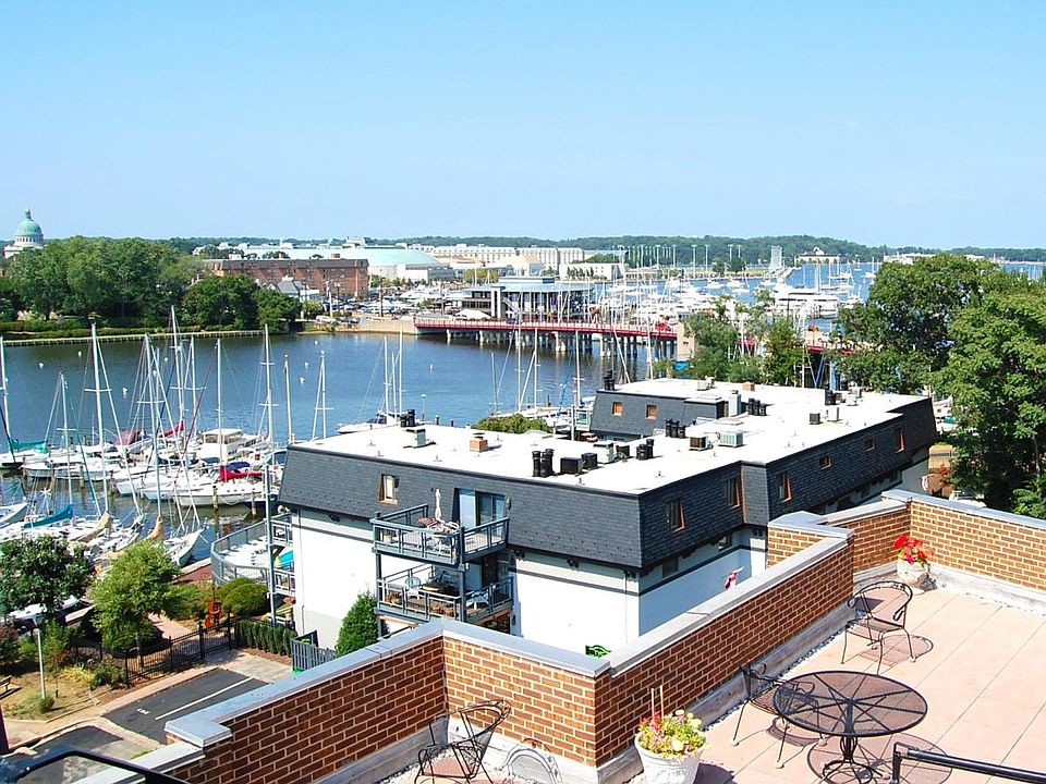 Rooftop Deck