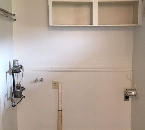 4th image of 345 N Roanoke Ave #345