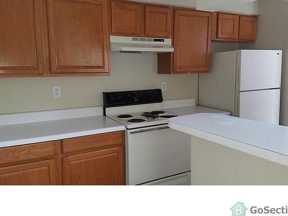 3rd image of 8724 Mallard Reserve Dr Unit 203