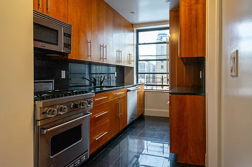 949 W End Ave #10A Photo 1