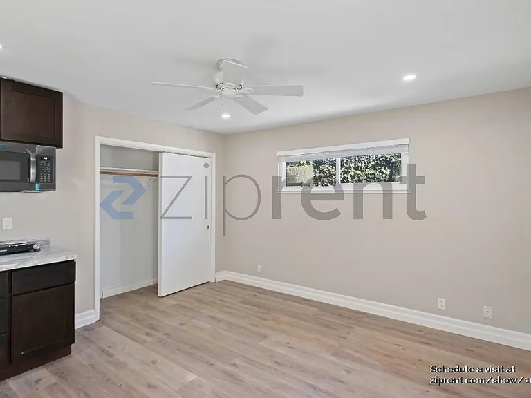 1729 Laine Ave #2 — Photo 7