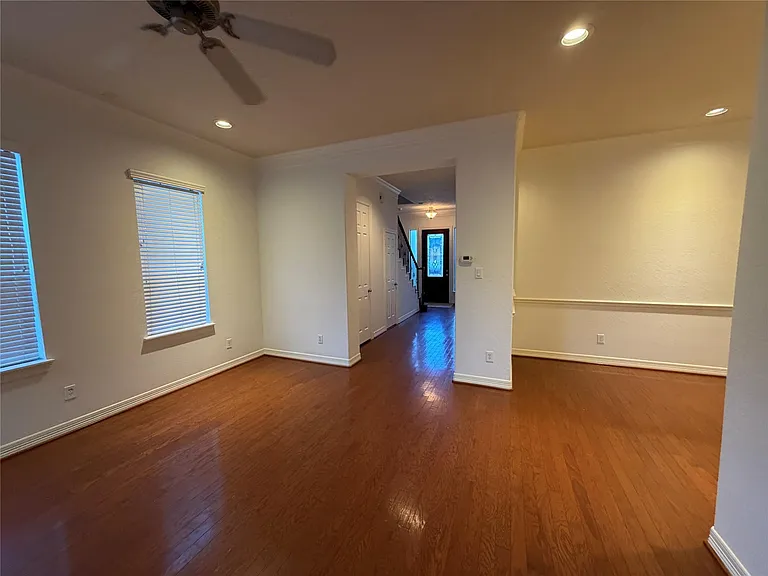 11602 Royal Oaks Xing — Photo 22