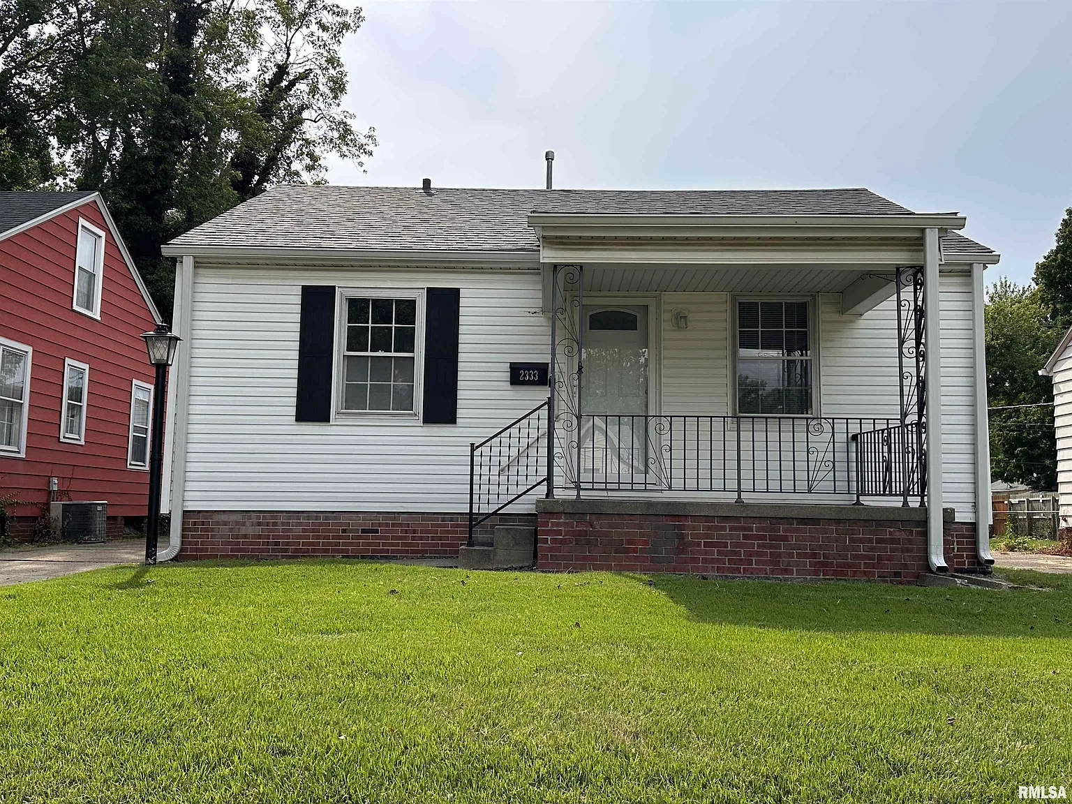 2333 S 8th St photo 1