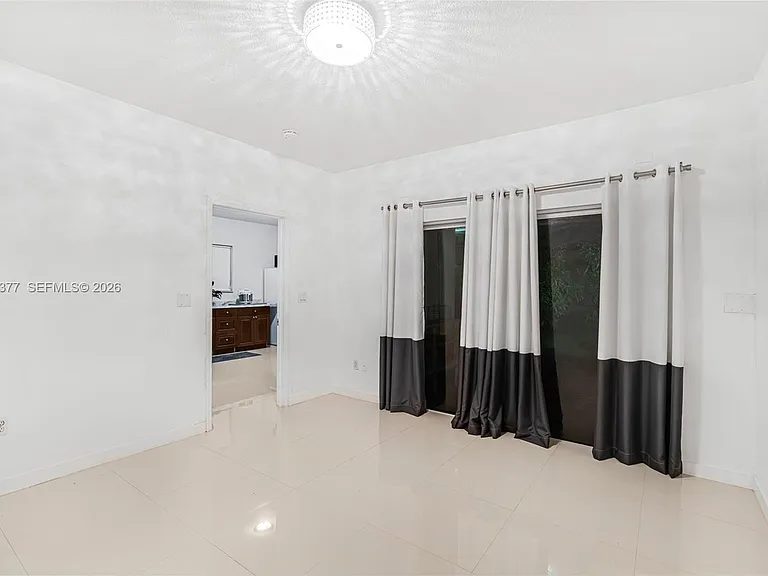 14156 SW 148th Ave — Photo 8