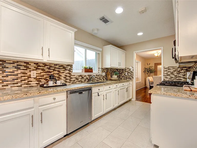 7023 Brockington Dr — Photo 18