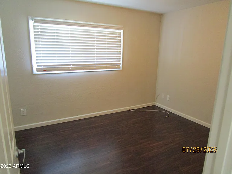 1316 E Donner Dr — Photo 15