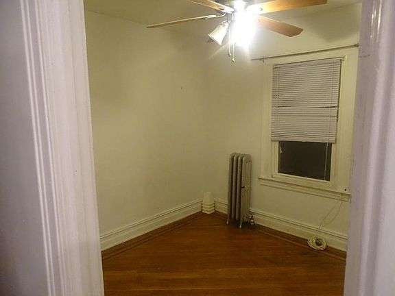 4th image of 4312 Avenue M