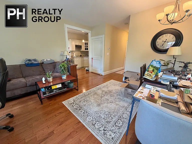 39 Highland Ave #R — Photo 4