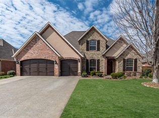 5200 SW Ridge Mont Rd, Bentonville, AR 72713