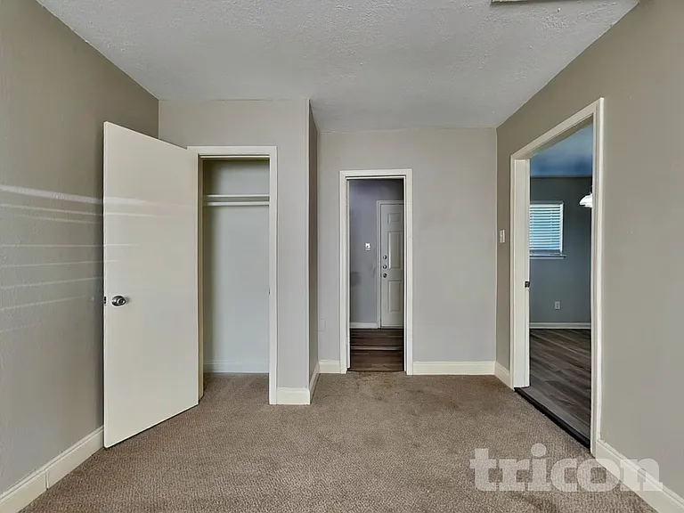 1438 Peach Spring Dr — Photo 9