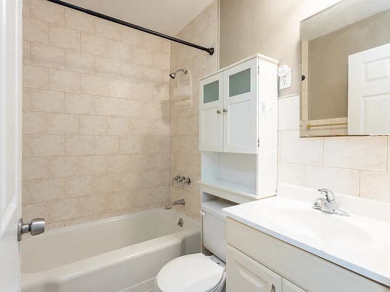 3575 Boswell Ave — Photo 4