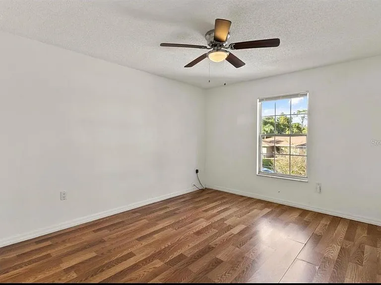8413 Shady Glen Dr — Photo 20