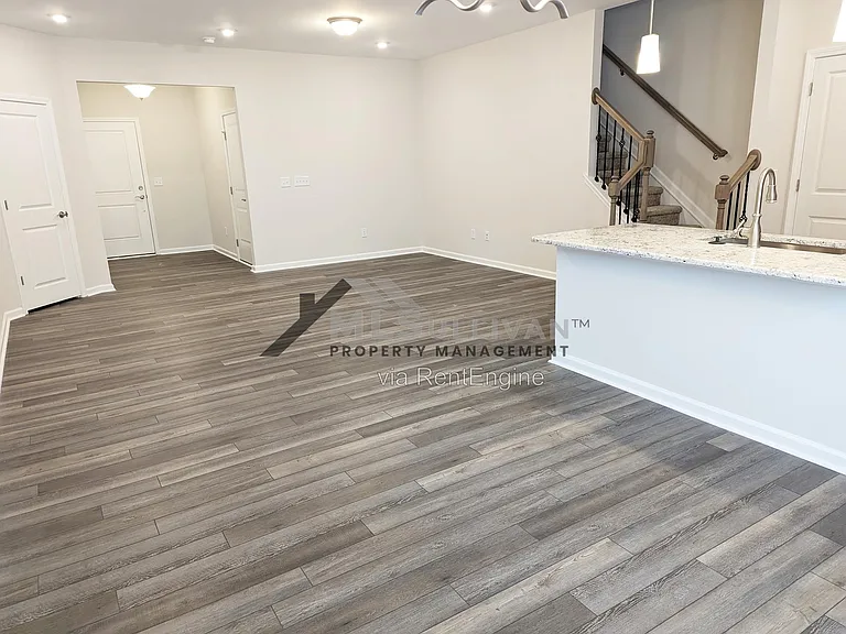 1527 Smoky Mountains St #1 — Photo 10