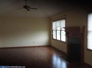 1737 Blackhawk Dr, Lincoln, NE 68521