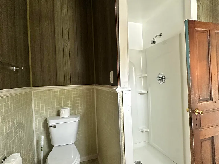 235 S Seminary St — Photo 19