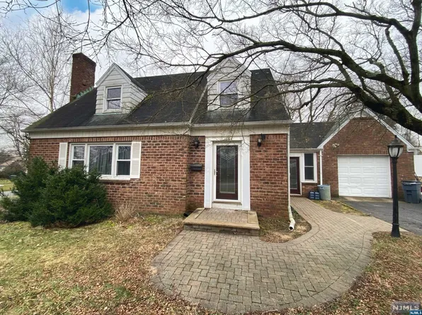 106 Paris Ave, Northvale, NJ 07647