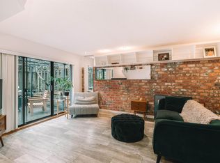 365 Ginger Dr #8, New Westminster, BC