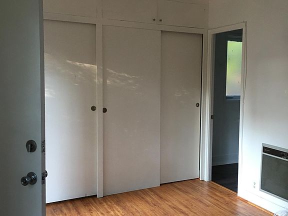 5th image of 2856 Santa Anita Ave