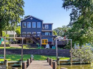 601 Riverside Dr, Pasadena, MD 21122