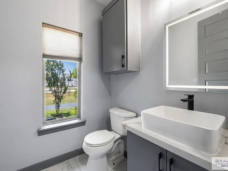 5874 Abbey Ct — Photo 12