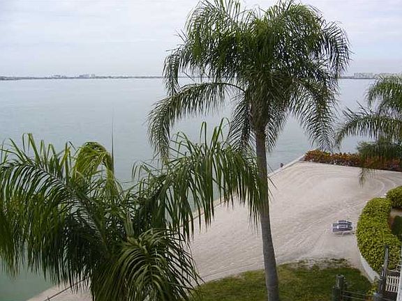3rd image of 5277 Isla Key Blvd S APT 419