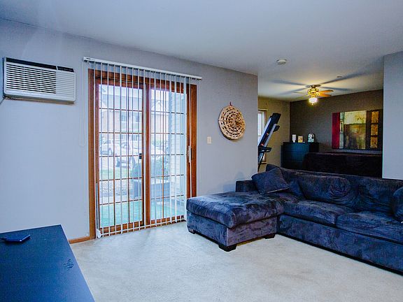 4th image of 1370 Cunat Ct APT 1B