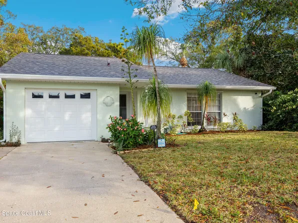 425 Banyan St, Sebastian, FL 32958