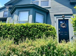 24 Pond St, Marblehead, MA 01945