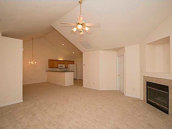 5th image of 235 Rainbrook Way