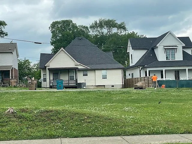 Rear entry to house accessible from Arrington St.