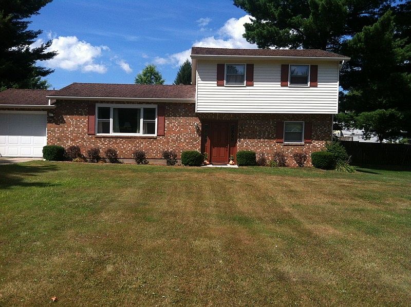 1st image of 5450 Highland Dr