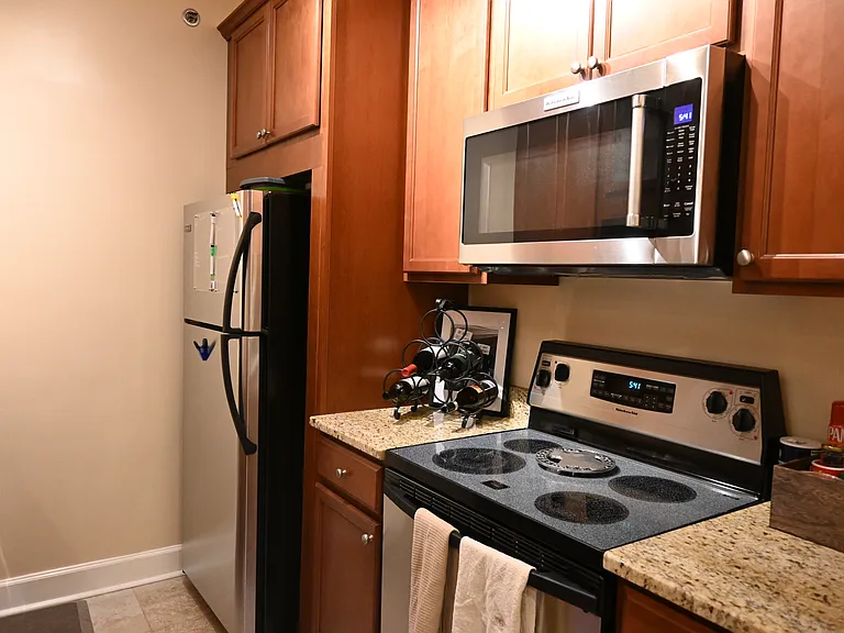 2921 Lenox Rd NE #407 — Photo 11