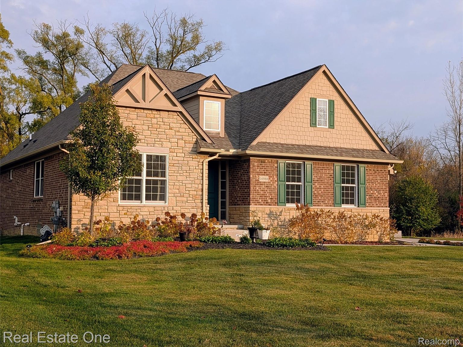 16988 Forest Edge, Northville, MI 48168