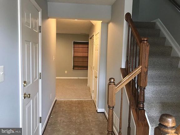 3rd image of 4732 Thistle Hill Dr