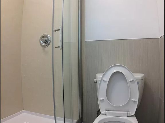 2nd image of 438 Willits St #2
