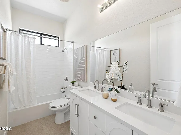 16195 W Glenrosa Ave — Photo 24